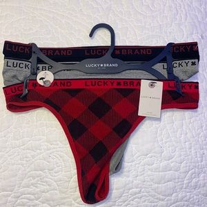 Seamless thongs bundle